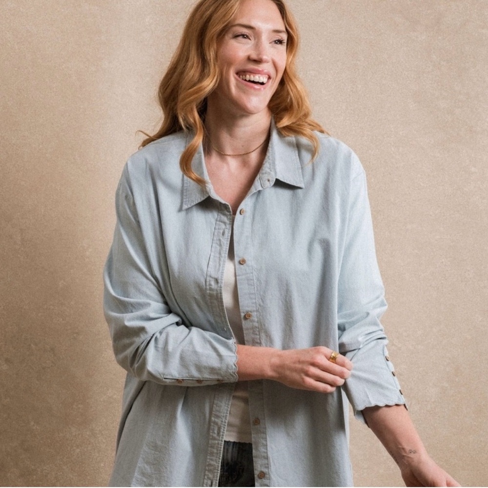 NWT Neuflora Calla Button Down Shirt - Medium - Women's Relaxed Fit Shirt
